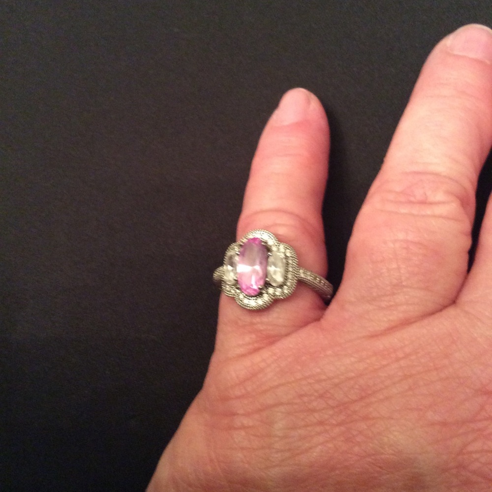 Sterling silver pink quartz ring